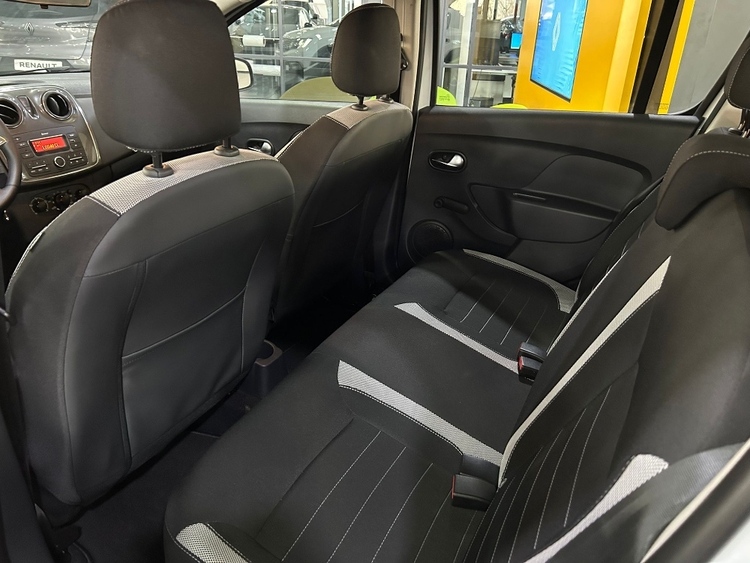 Dacia Sandero Stepway Essential foto 12