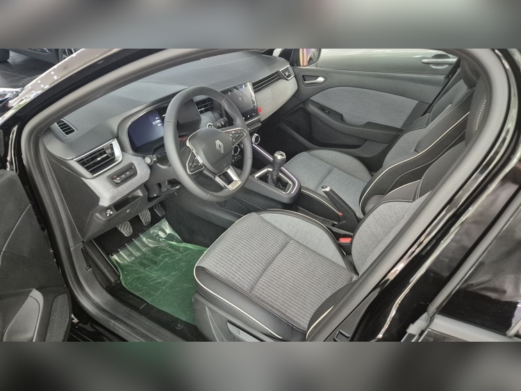 Renault Clio Techno foto 9