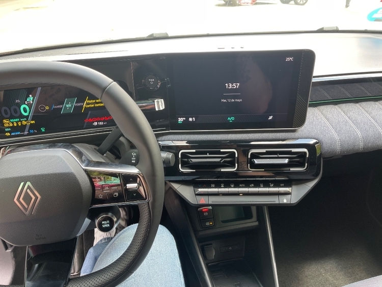 Renault 5 E-Tech 120 Urban Range Techno foto 11
