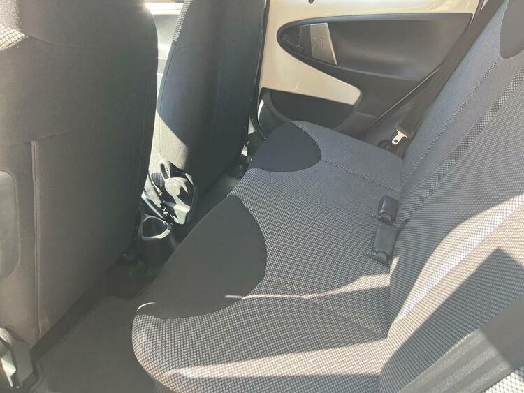 Toyota Aygo City foto 10